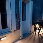 Le Petit Du Roy