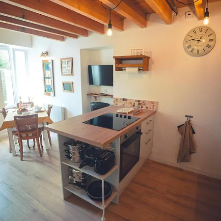 Le Petit Du Roy דירה *