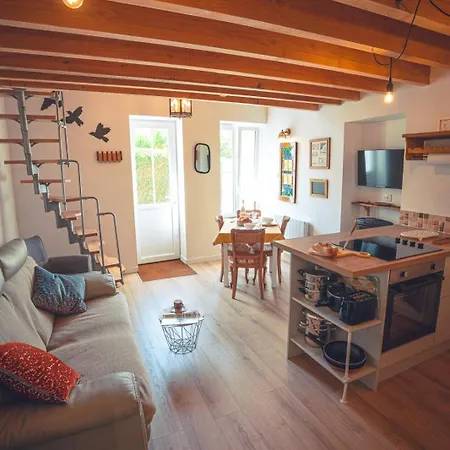 Le Petit Du Roy דירה