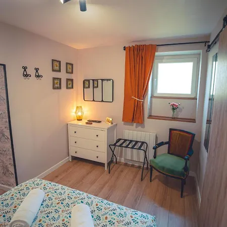 Le Petit Du Roy דירה *