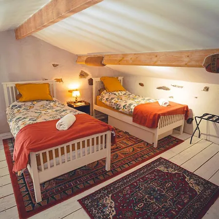 Le Petit Du Roy דירה *